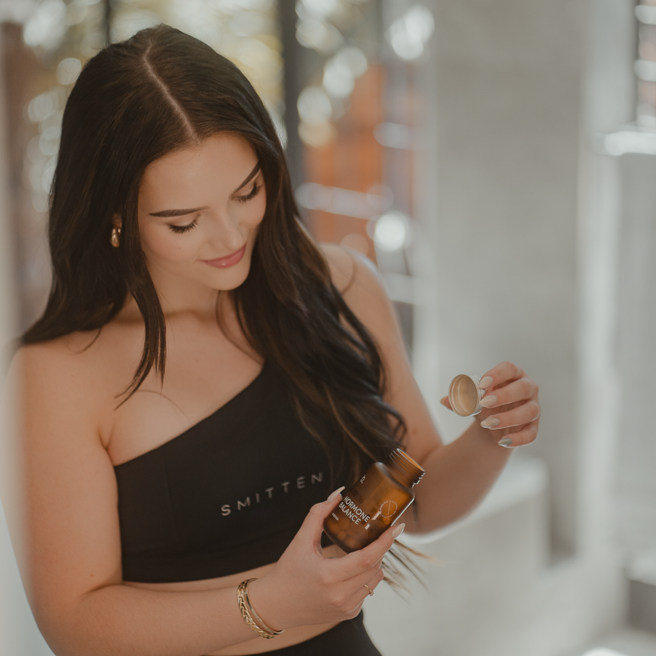 Unlocking Inner Balance: The Benefits of Hormone Balancing Pills for Women's Overall Well-being